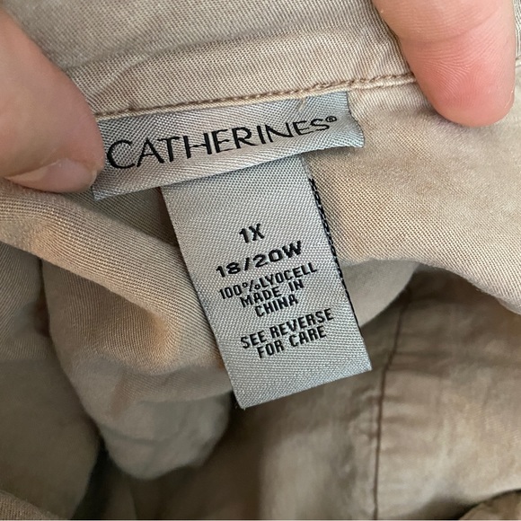 Catherines Plus Size Button Up Shirt / Lightweight Jacket - Picture 8 of 8